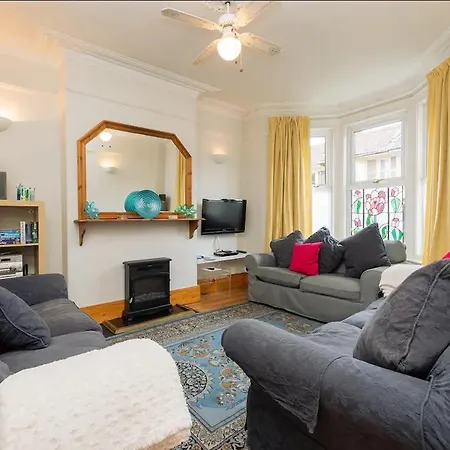 דירה Charming 4 Bed Victorian In בריסטול